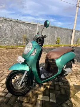 Scoopy Prestige 2023