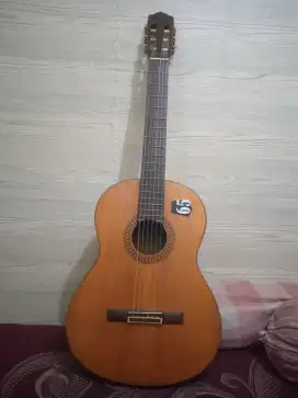 Gitar yamaha original asli pabrik