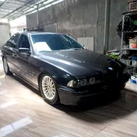 BMW 530i 2001 Bensin