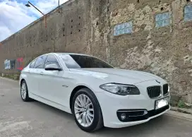 BMW 528i LCI Putih Odo 42rb Miles F10 F 10 528 i 2015