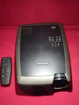 Proyektor Buat NOBAR, PRESENTASI, LAYAR TANCAP, Multifungsi, Mantap