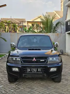 PAJERO 4X4 AT DIESEL MONTERO