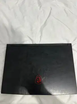 Laptop Gaming MSI GF63