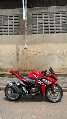 CBR 150R th 2016 low kilometer