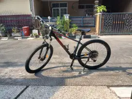 Sepeda MTB United Detroit 7.1