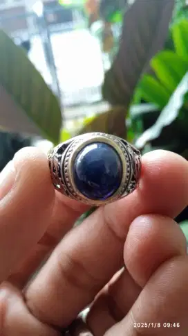 NATURAL ROYAL BLUE SAFIR