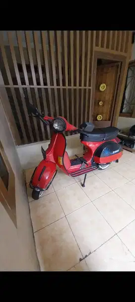 Vespa 1989 plat Yogya