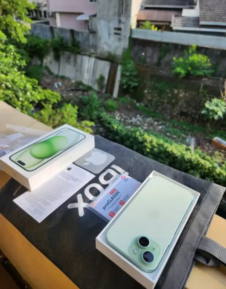 Iphone 15 128 GB iBox Kondisi Nyaris Baru