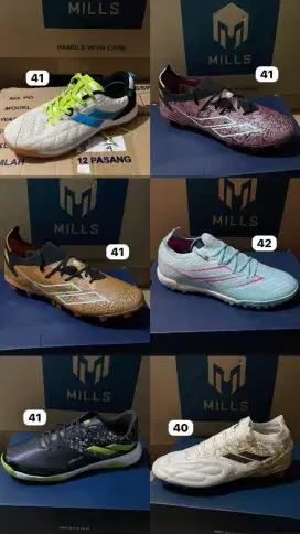 Dijual sepatu sepakbola dan futsal