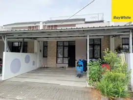 Dijual Rumah Minimalis Ada Canopy di Villagio Citra Raya