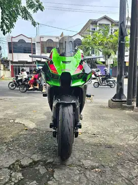 Zx10 r tahun 2024