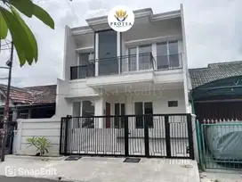 Rumah Baru 2 Lt di Griya Loka BSD Dekat Pasar Modern