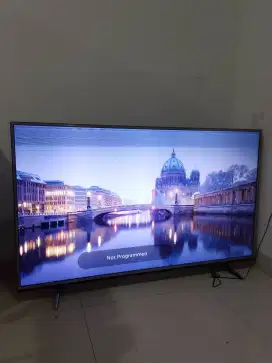 LG Smart TV 55 inch type 55UH615T