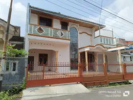 Disewakan Rumah tingkat full furnish perum dekat kampus UNSOED Pwkerto