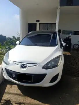 Mazda2 V Matic 2012