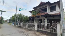 Rumah Pogung Baru hitung  tanah dekat UGM Jogja Jakal Kaliurang km 4