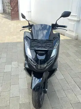 Honda PCX 2024 Hitam