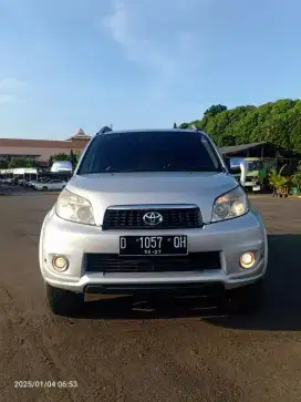 Jual toyota rush tipe S manual th 2012