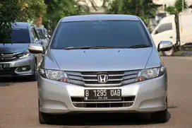 Honda City E MT Silver 2010