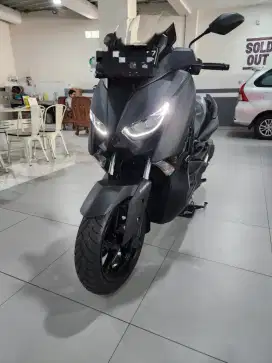 YAMAHA XMAX 250 ABS KM LOW