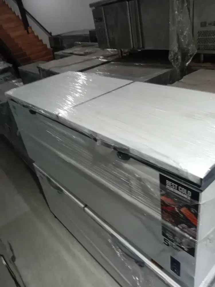 FREEZER BOX GEA 1200 LITER