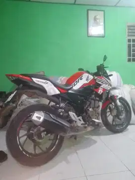 Honda CBR150R..