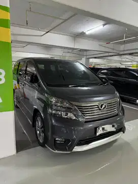 Toyota vellfire Z CBU 2.4 AT Grey 2010 tangan 1 sunroof vellfire 2011