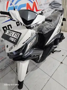 YAMAHA XEON GT 2014