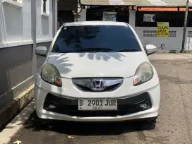 Brio E AT 2014 Putih DP 5jt Cash Atau Kredit Terbaik SeOLX!