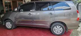 Toyota Kijang Innova 2012 Bensin