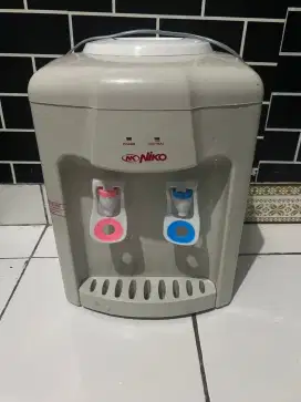 DISPENSER NIKO  AIR BIASA DAN AIR PANAS