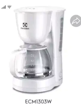 Mesin drip kopi Electrolux baru warna putih