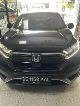 Honda CR-V tahun 2022 hitam