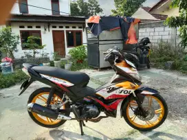 jual honda blade repsol 2011