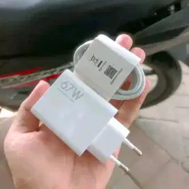 Charger bawaan Xiaomi 14T