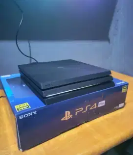 PS 4 PRO SERIES 72, memory 1 TB