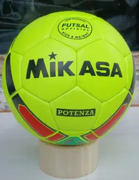 Bola Sepak Size 4 & Bola Futsal