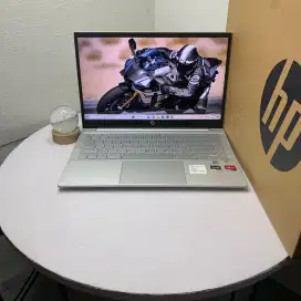 Laptop Hp Pavilion 14 | Ryzen 5-5500U | 16GB | 512SSD