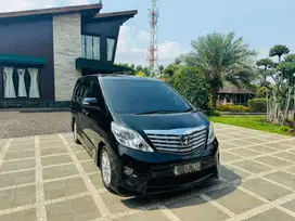 Toyota Alphard 2010