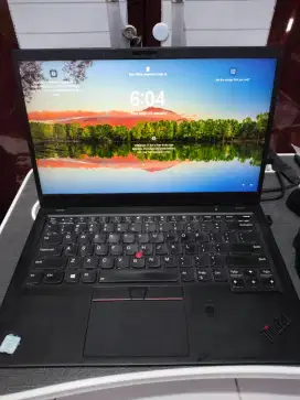 Laptop Lenovo Thinkpad X1 Carbon 8th Gen i7 Touchscreen