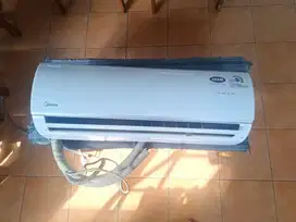 AC MIDEA 1 PK PLES PASANG