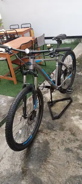 Sepeda MTB Plygon Strada 5