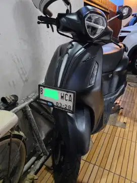 Motor Yamaha Grand Filano Neo Connected 2023 Hitam Doff