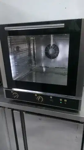 Oven listrik convection