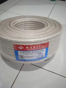 di jual kabel merek makita 3×2,5 NYM