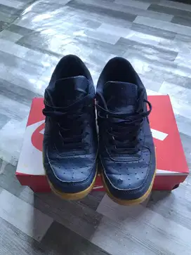 SEPATU NIKE AIR FORCE NAVY