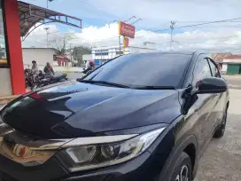 Jual HRV tahun 2020 E CVT automatic