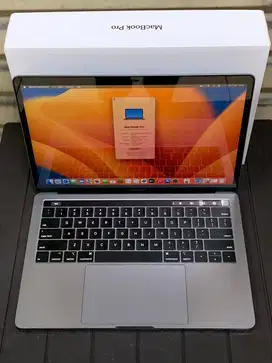 MacBook Pro 13 2019 Touch Bar i5 8gb 256gb Ex iBox Fullset Original