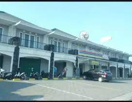 Dijual ruko siap pakai di Telaga Bening Residence Harapan Jaya Bekasi