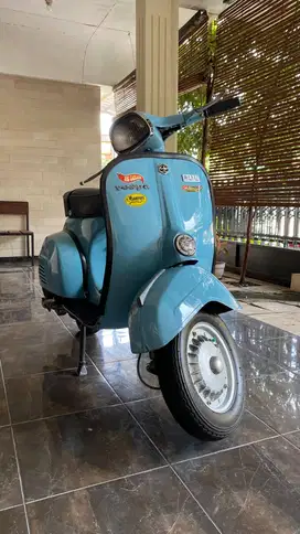 Vespa Super 1977